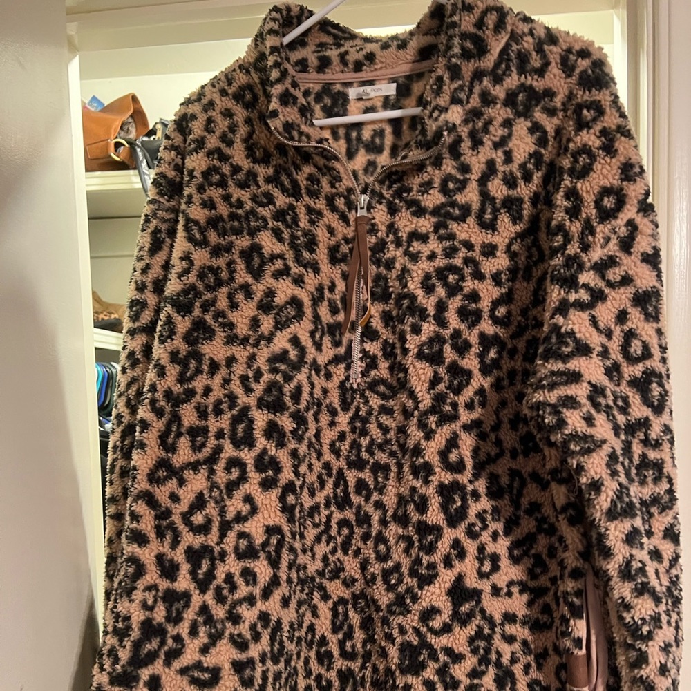 Leopard Pullover